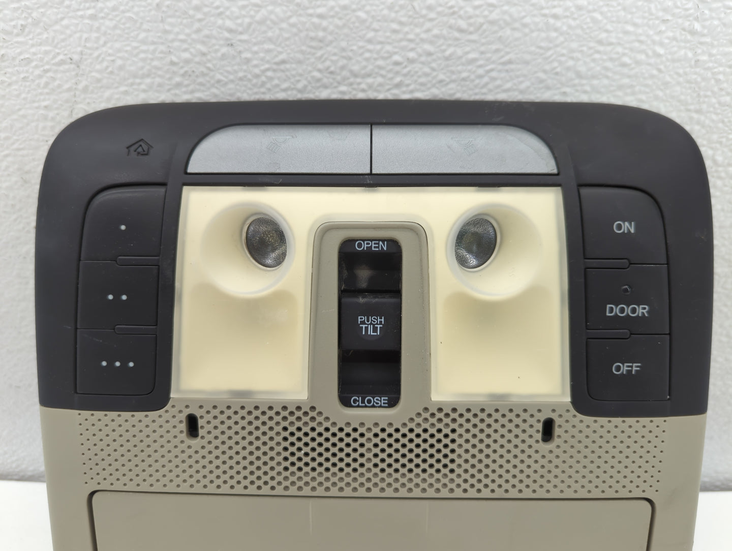 2010 Acura Tl Overhead Roof Console - Oemusedautoparts1.com