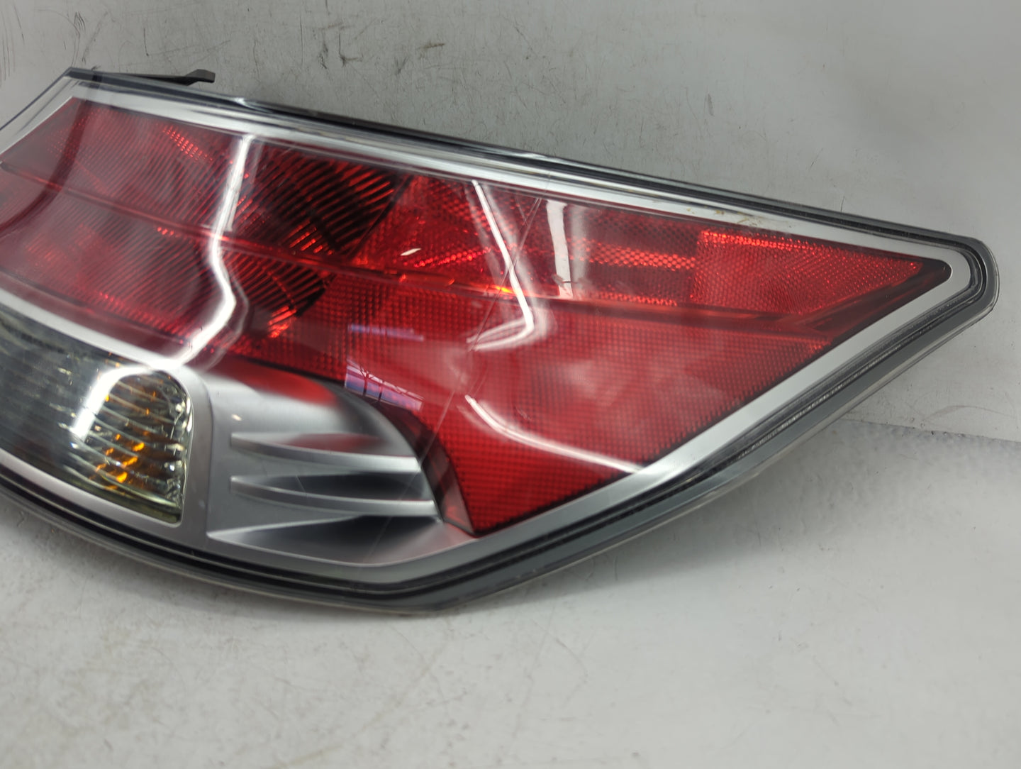 2009-2011 Acura Tl Tail Light Assembly Passenger Right OEM Fits Fits 2009 2010 2011 OEM Used Auto Parts - Oemusedautoparts1.