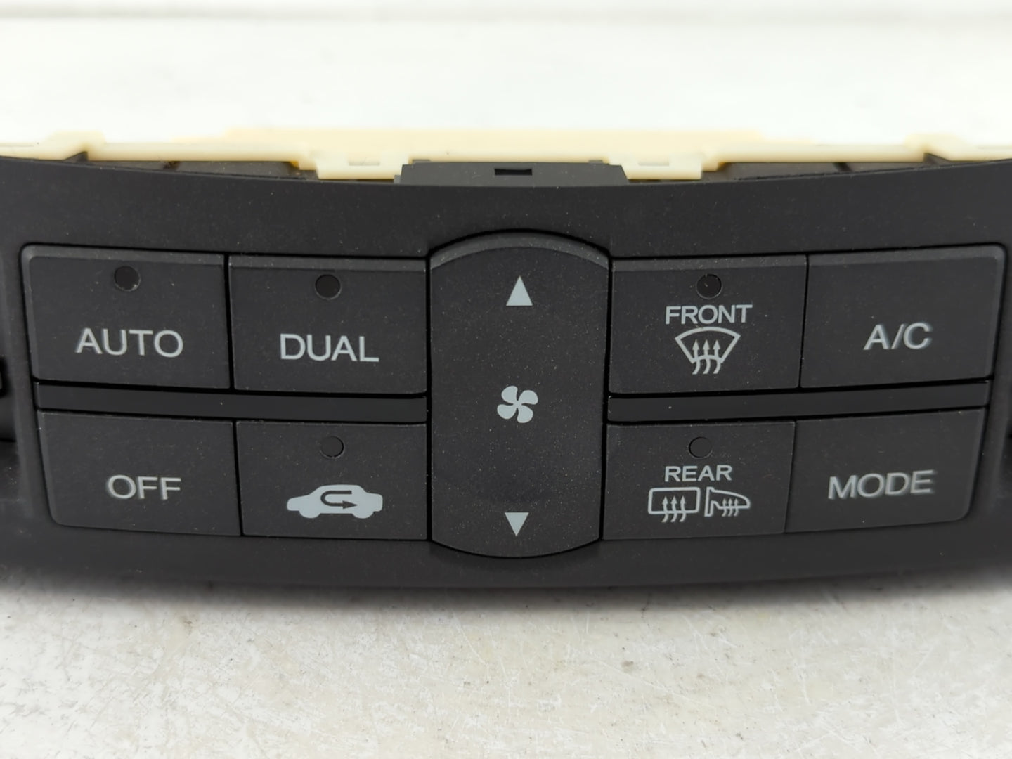 2009-2010 Acura Tsx Climate Control Module Temperature AC/Heater Replacement Fits Fits 2009 2010 OEM Used Auto Parts - Oemus