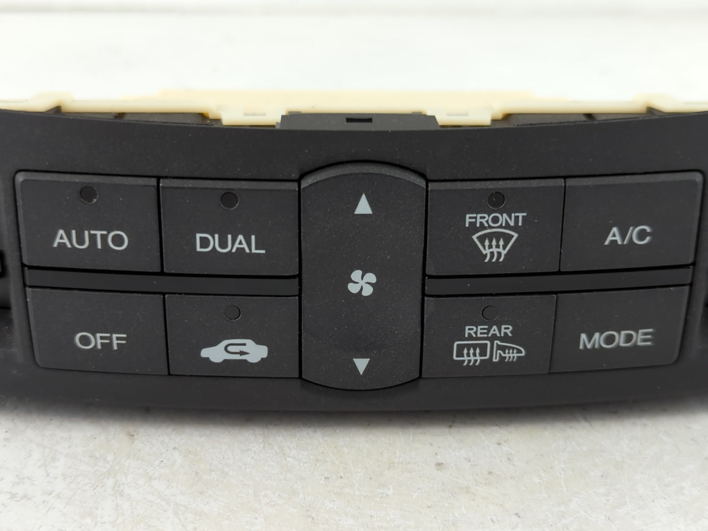 2009-2010 Acura Tsx Climate Control Module Temperature AC/Heater Replacement Fits Fits 2009 2010 OEM Used Auto Parts - Oemus