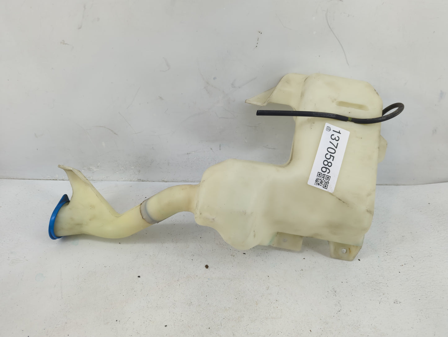 2009-2014 Acura Tsx Windshield Washer Fluid Reservoir Bottle Oem - Oemusedautoparts1.com