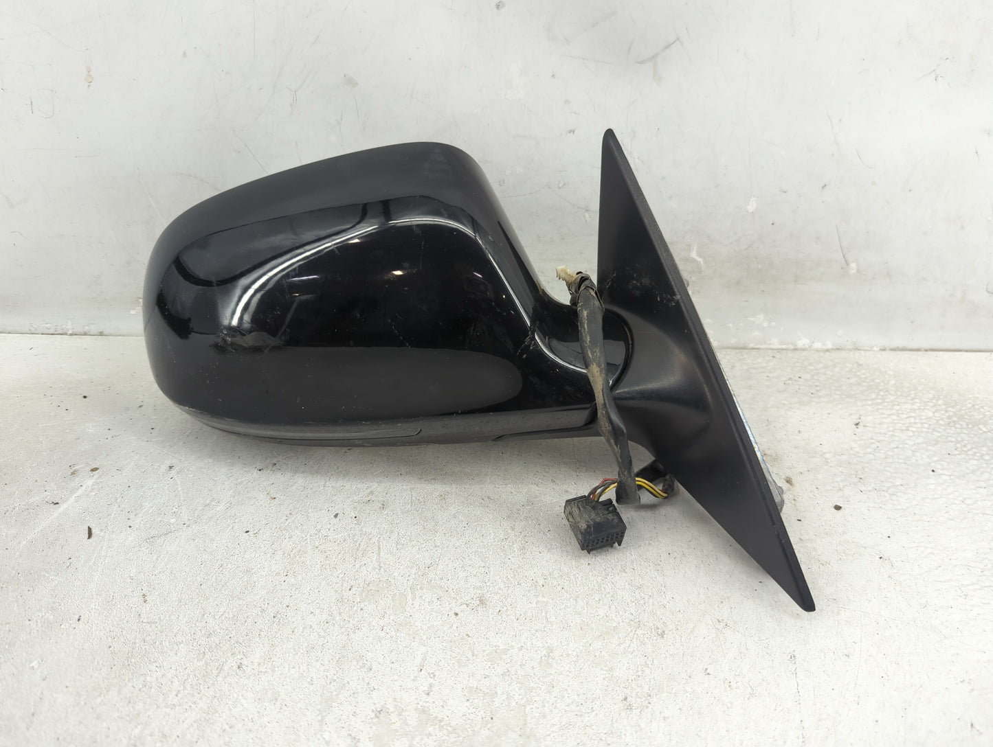 2009-2010 Audi A3 Passenger Side View Mirror - Right Door Mirror OEM Used - Oemusedautoparts1.com