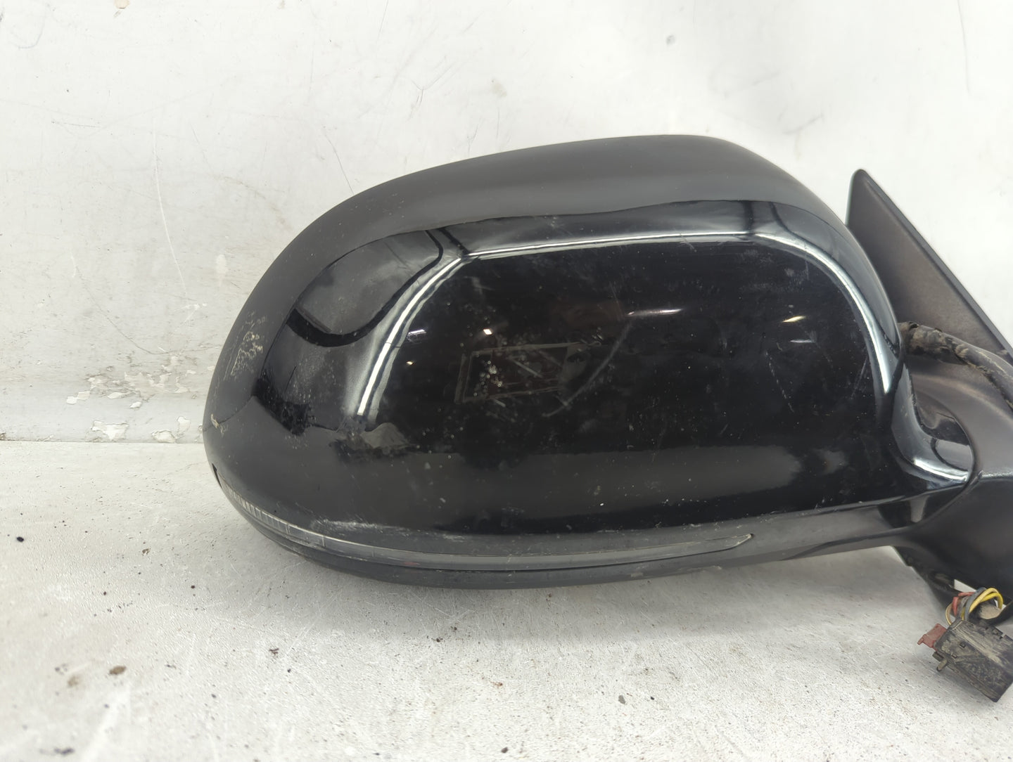 2009-2010 Audi A3 Passenger Side View Mirror - Right Door Mirror OEM Used - Oemusedautoparts1.com
