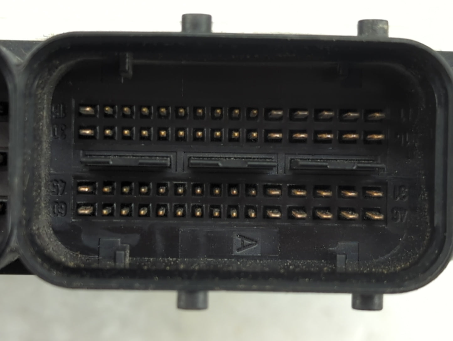 2010-2011 Audi A3 PCM Engine Control Computer ECU ECM PCU OEM P/N:8P0 907 115 AN Fits Fits 2010 2011 OEM Used Auto Parts - O