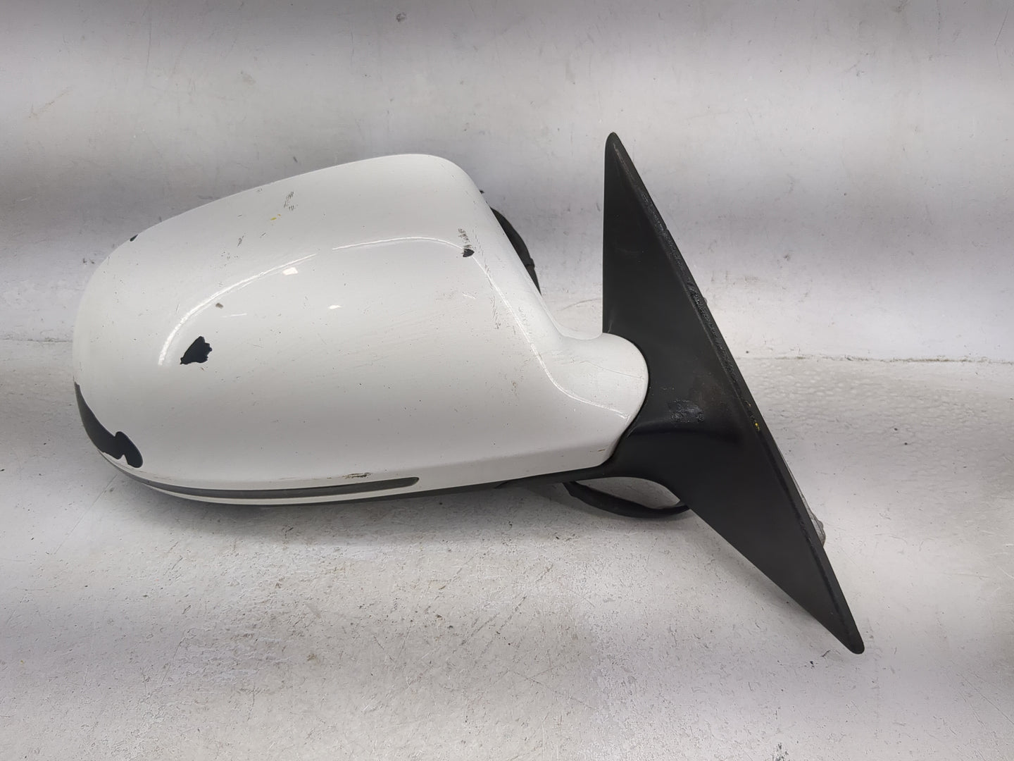 2009-2010 Audi A3 Passenger Side View Mirror - Right Door Mirror OEM Used - Oemusedautoparts1.com