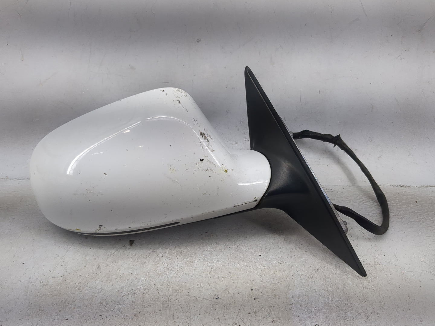 2009-2010 Audi A3 Passenger Side View Mirror - Right Door Mirror OEM Used - Oemusedautoparts1.com