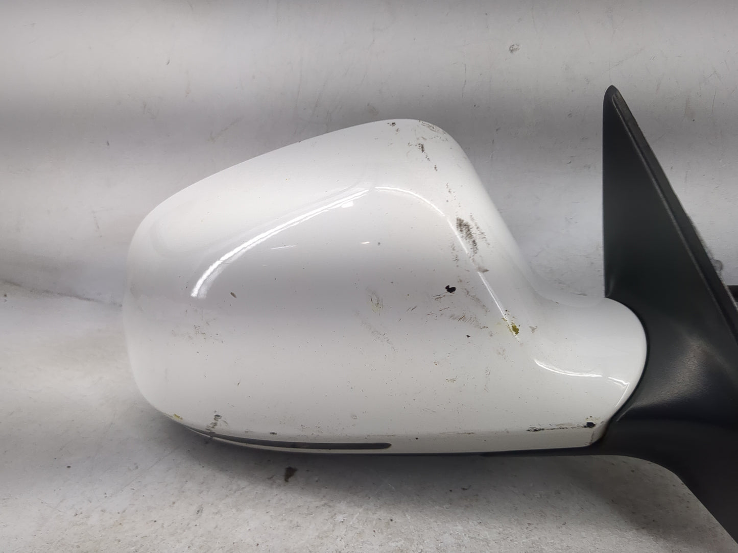 2009-2010 Audi A3 Passenger Side View Mirror - Right Door Mirror OEM Used - Oemusedautoparts1.com