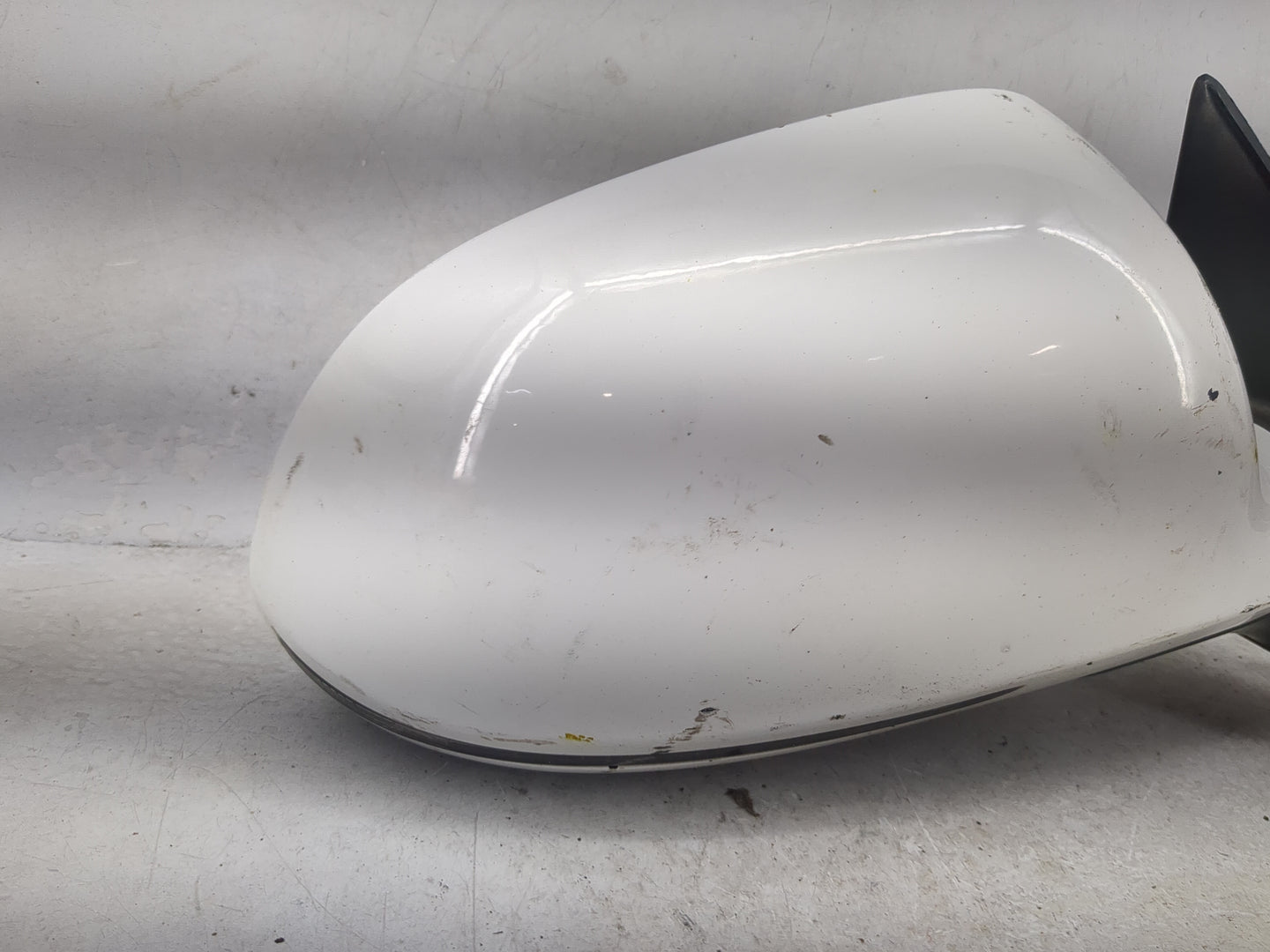 2009-2010 Audi A3 Passenger Side View Mirror - Right Door Mirror OEM Used - Oemusedautoparts1.com