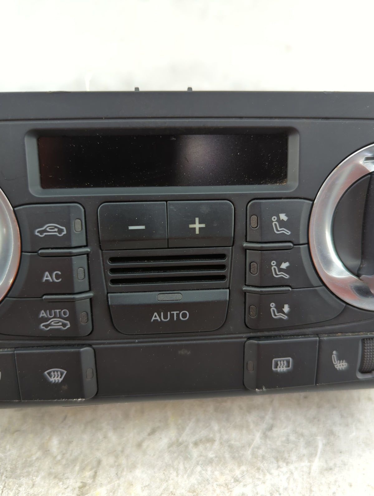 2010-2013 Audi A3 Climate Control Module Temperature AC/Heater Replacement P/N:8P0820043BN A2C53380927 Fits OEM Used Auto Pa