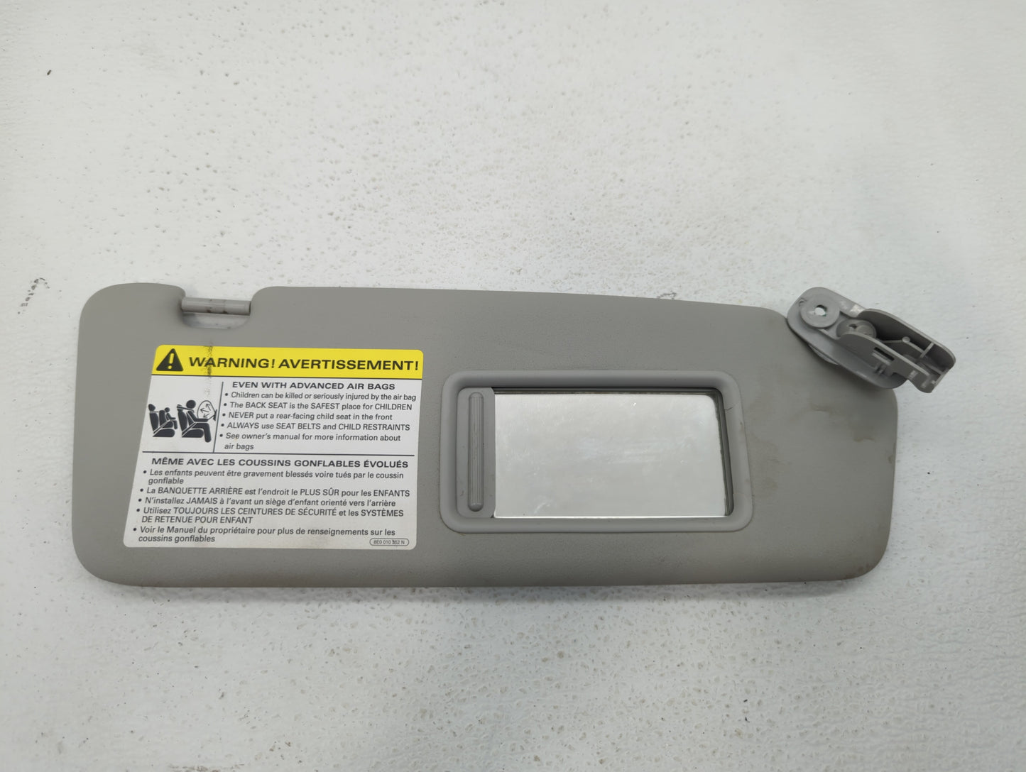 2010 Audi A3 Sun Visor Shade Replacement Passenger Right Mirror Fits OEM Used Auto Parts - Oemusedautoparts1.com