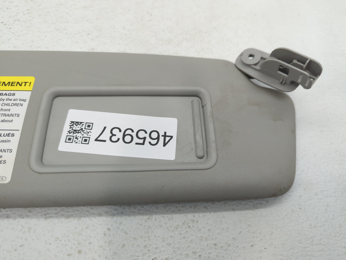 2010 Audi A3 Sun Visor Shade Replacement Passenger Right Mirror Fits OEM Used Auto Parts - Oemusedautoparts1.com