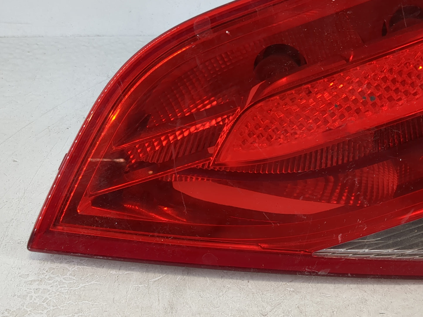 2010-2012 Audi A4 Tail Light Assembly Driver Left OEM P/N:8K5 945 094 E Fits Fits 2010 2011 2012 OEM Used Auto Parts - Oemus