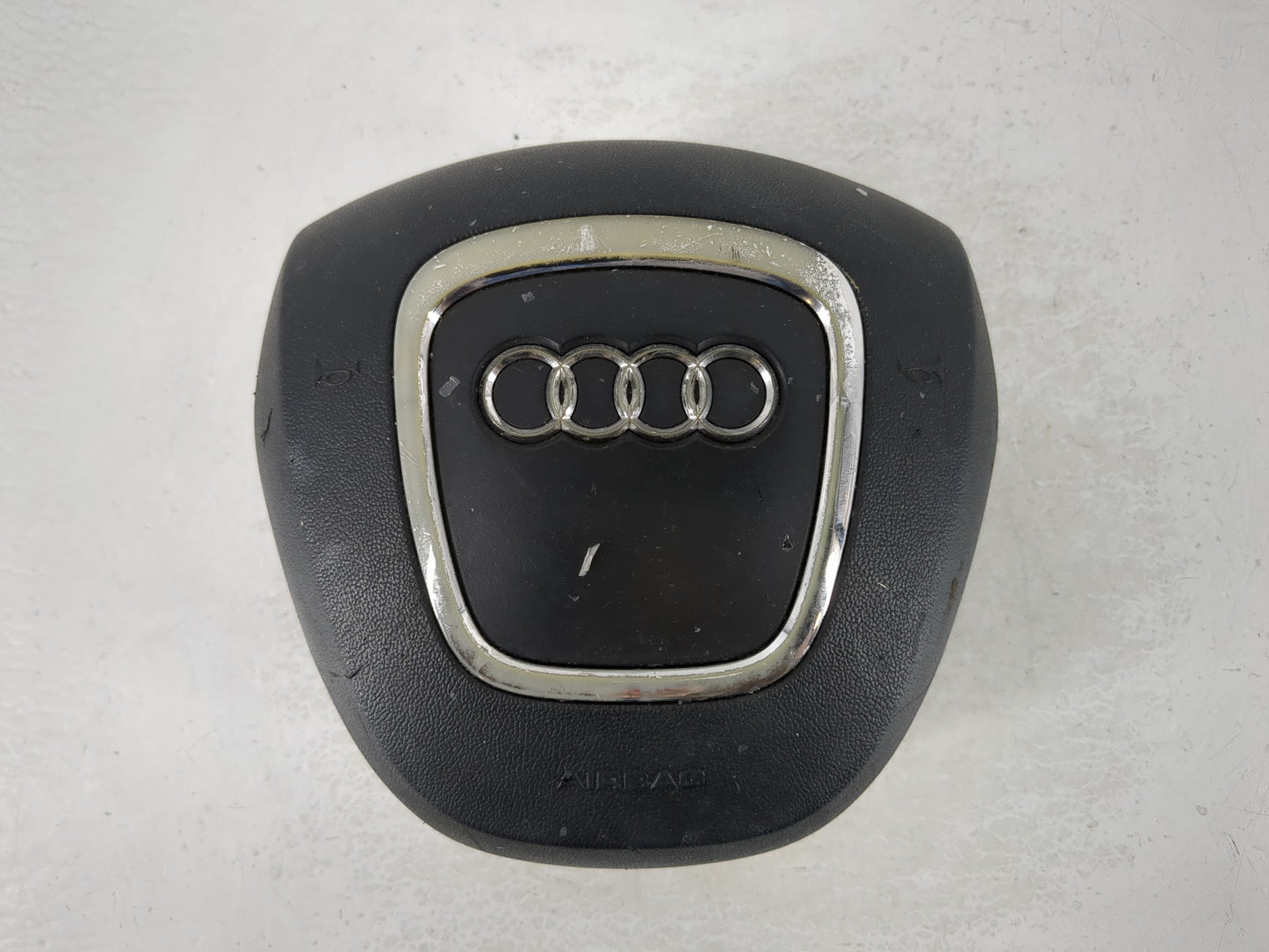 2009-2012 Audi A4 Air Bag Driver Left Steering Wheel Mounted P/N:8K0 880 201 A Fits Fits 2009 2010 2011 2012 OEM Used Auto P