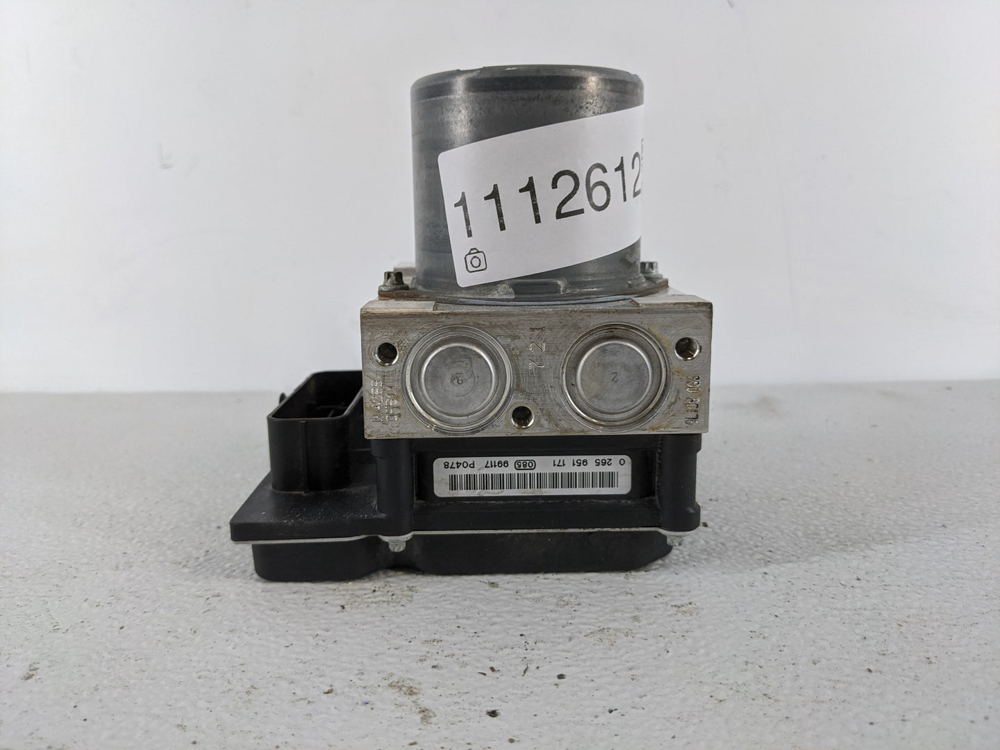 2010-2012 Audi A4 ABS Pump Control Module Replacement P/N:8K0 614 517 FK 0 265 250 Fits Fits 2010 2011 2012 OEM Used Auto Pa