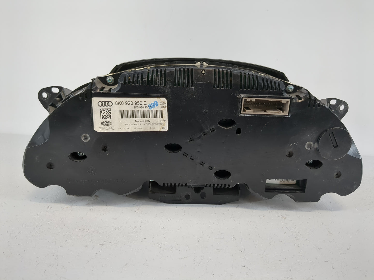2010-2012 Audi A4 Instrument Cluster Speedometer Gauges P/N:8K0 920 950 E Fits Fits 2010 2011 2012 OEM Used Auto Parts - Oem