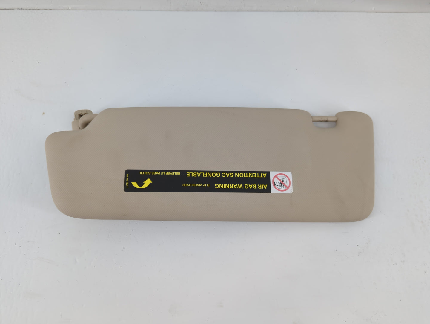 2009-2012 Audi A4 Sun Visor Shade Replacement Passenger Right Mirror Fits Fits 2009 2010 2011 2012 OEM Used Auto Parts - Oem
