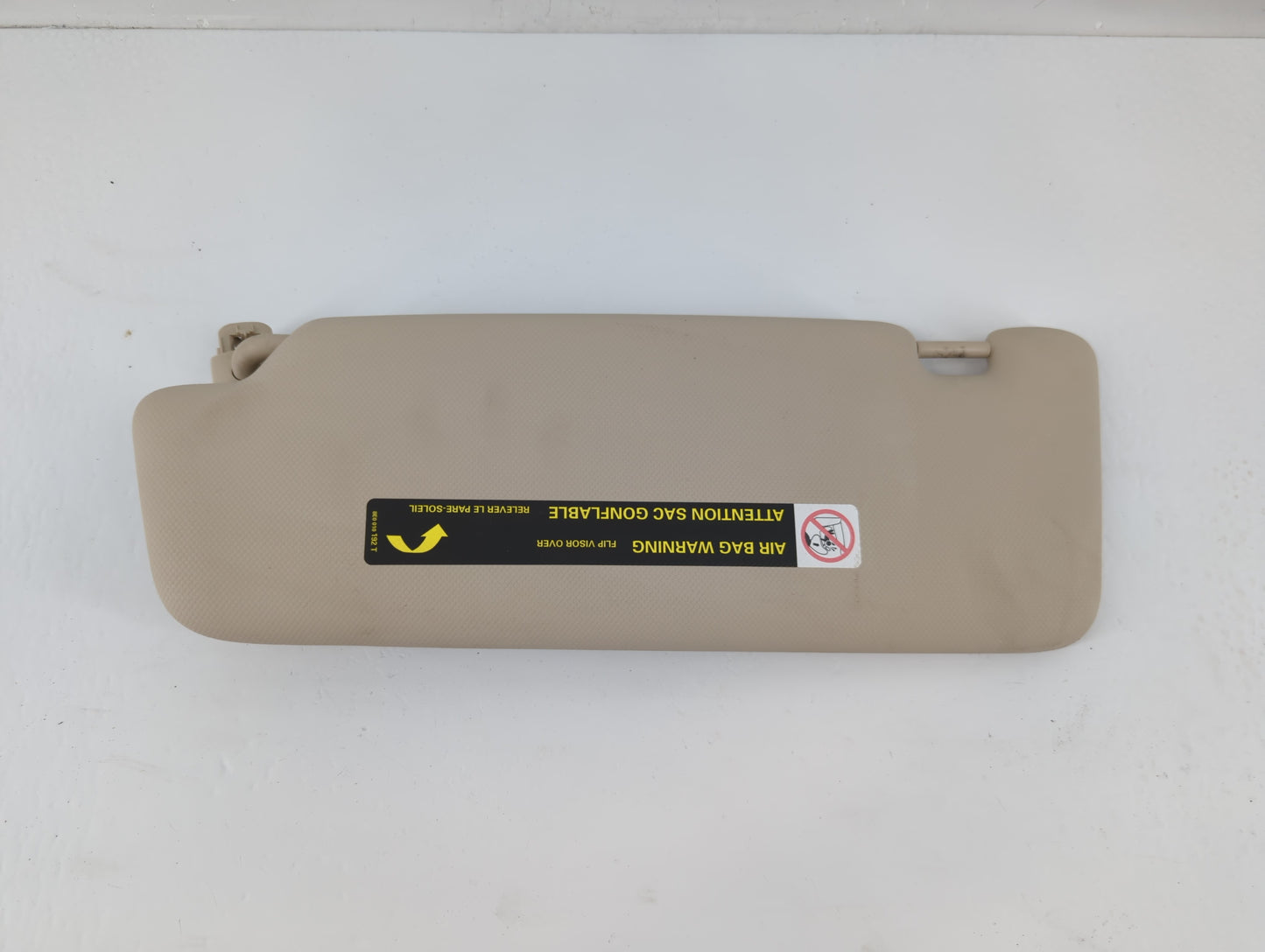2009-2012 Audi A4 Sun Visor Shade Replacement Passenger Right Mirror Fits Fits 2009 2010 2011 2012 OEM Used Auto Parts - Oem