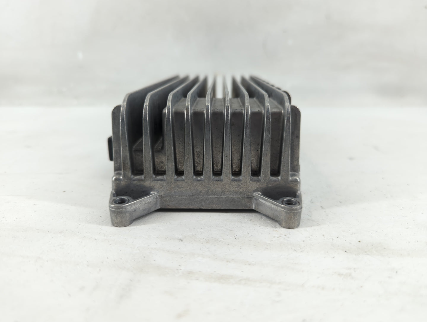 2010 Audi A4 PCM Engine Control Computer ECU ECM PCU OEM P/N:8T0 035 223 AH Fits OEM Used Auto Parts - Oemusedautoparts1.com