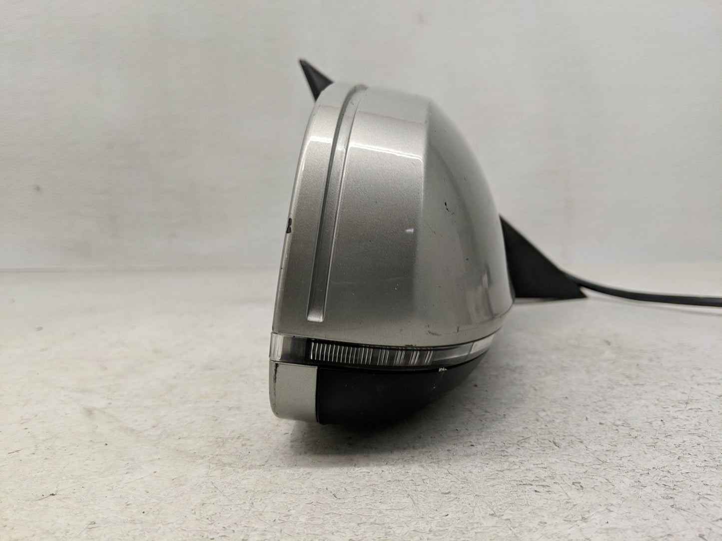 2010-2016 Audi A4 Passenger Side View Mirror - Right Door Mirror OEM Used - Oemusedautoparts1.com