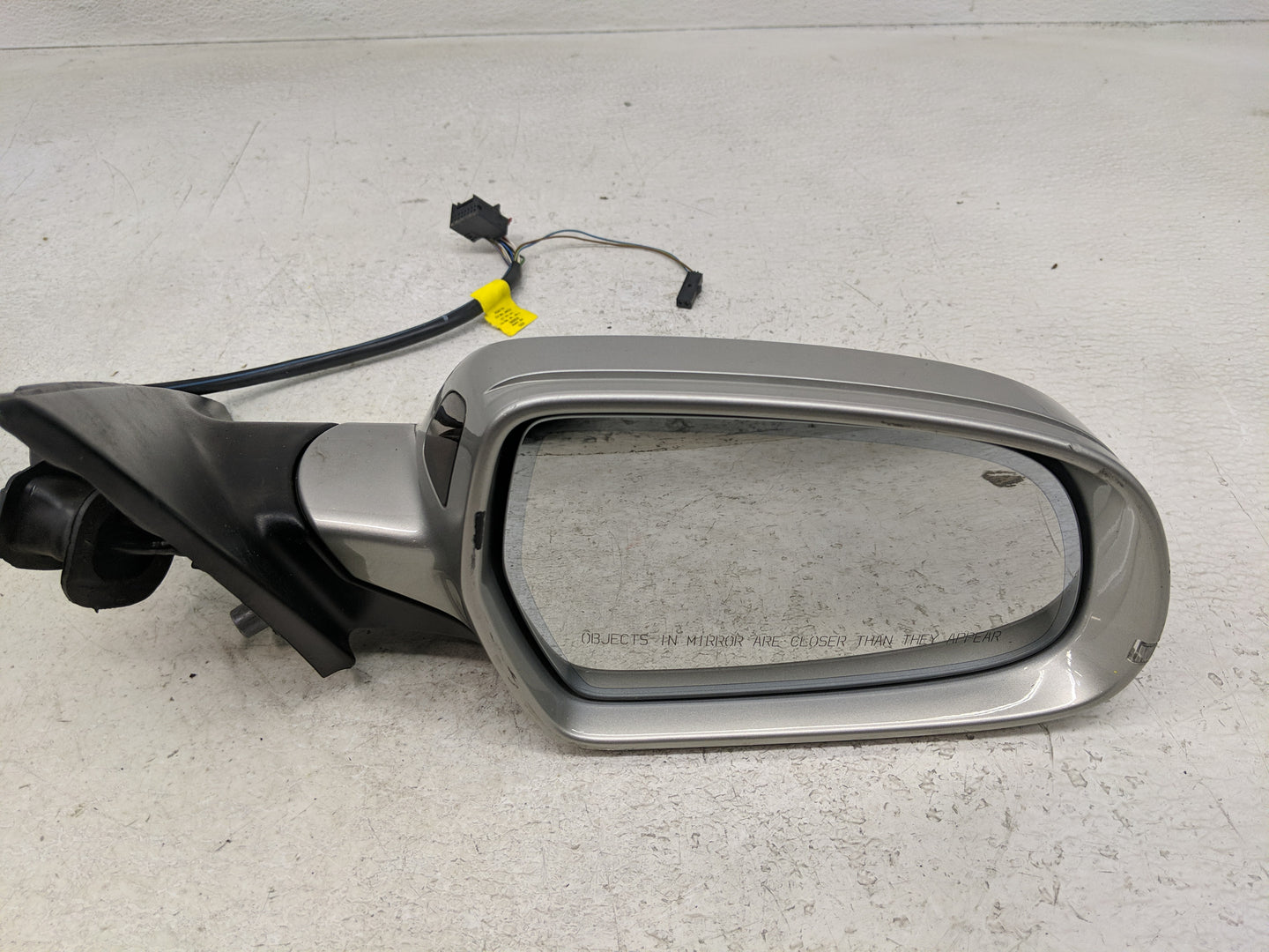 2010-2016 Audi A4 Passenger Side View Mirror - Right Door Mirror OEM Used - Oemusedautoparts1.com