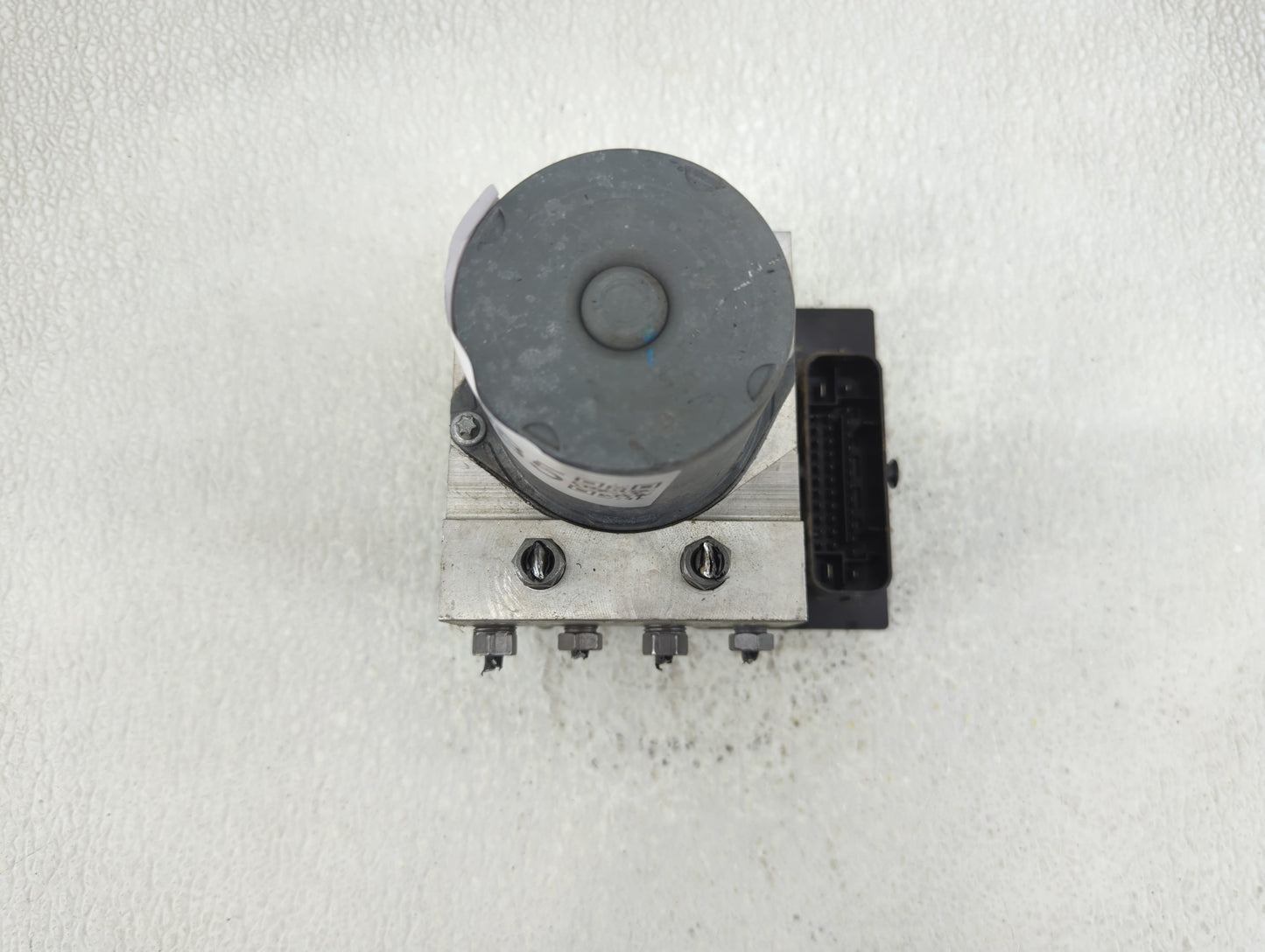 2009-2010 Audi A4 ABS Pump Control Module Replacement P/N:8K0 907 379 AB 8K0 907 379 BT Fits Fits 2009 2010 OEM Used Auto Pa