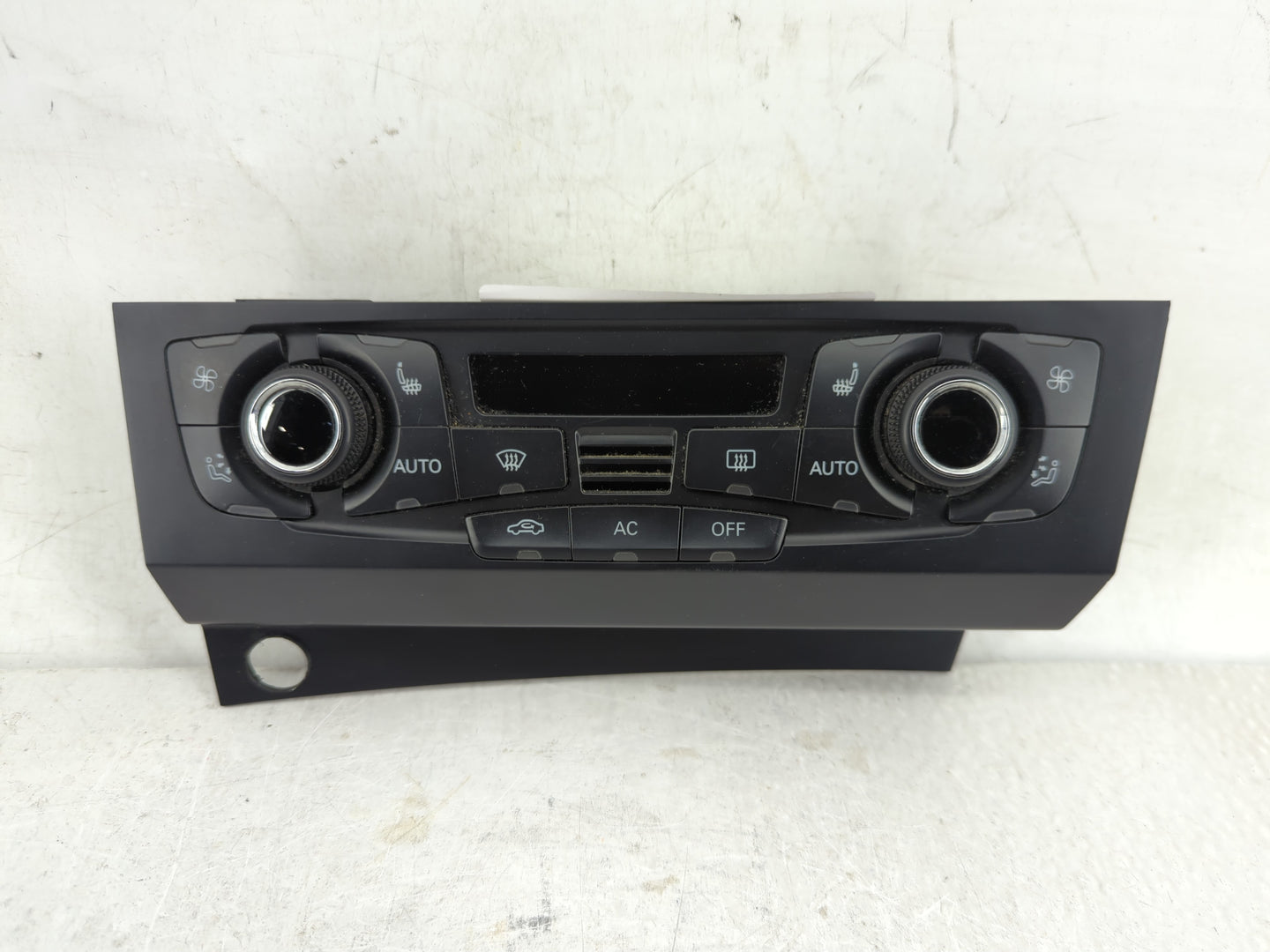 2009-2012 Audi A4 Climate Control Module Temperature AC/Heater Replacement P/N:8T1 820 043 Fits Fits 2008 2009 2010 2011 201