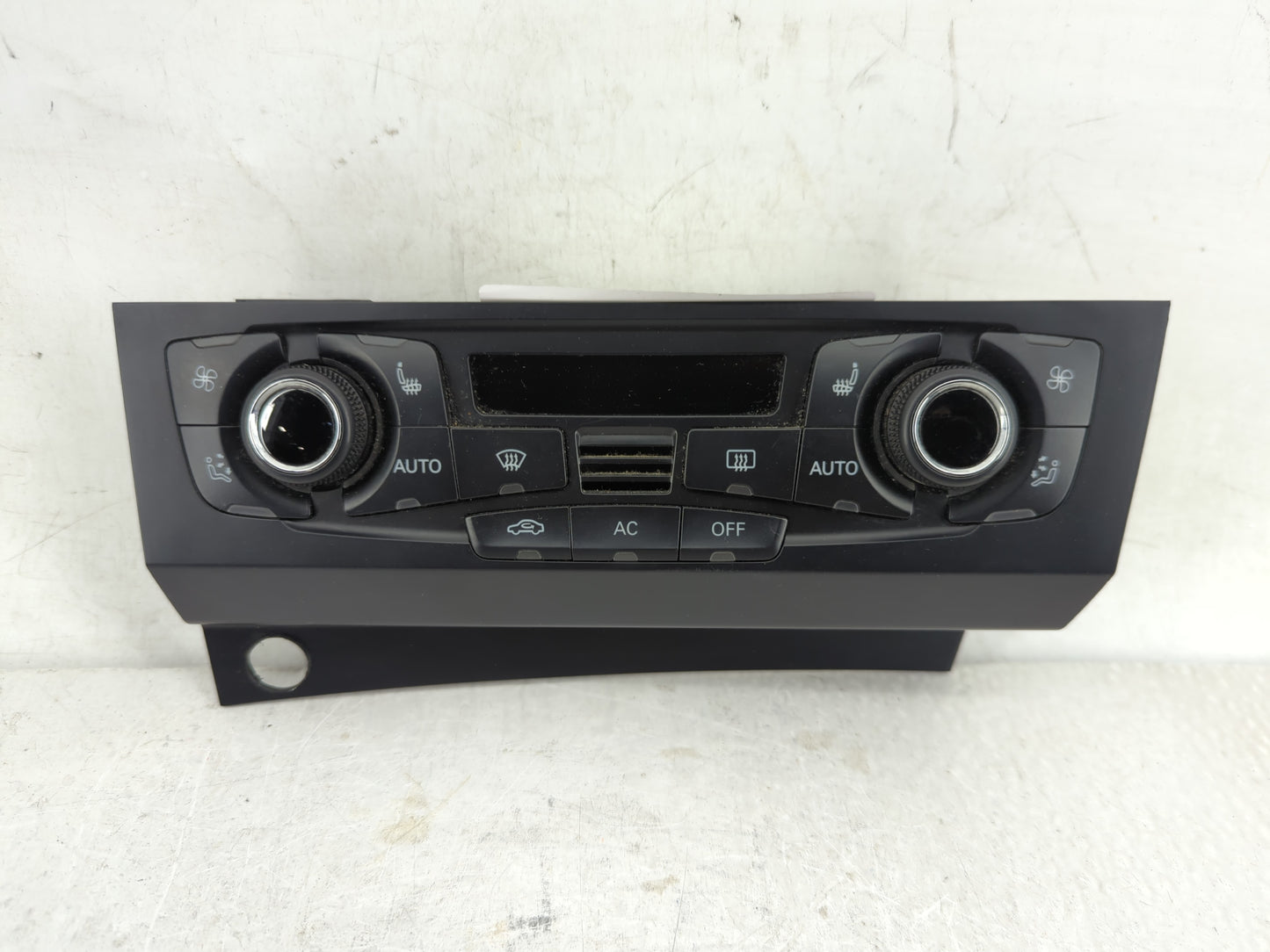 2009-2012 Audi A4 Climate Control Module Temperature AC/Heater Replacement P/N:8T1 820 043 Fits Fits 2008 2009 2010 2011 201