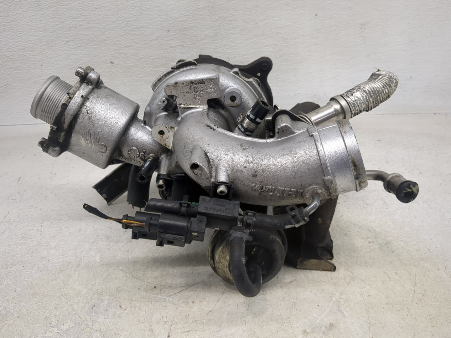2009-2012 Audi A4 Turbocharger Turbo Charger Super Charger Supercharger - Oemusedautoparts1.com
