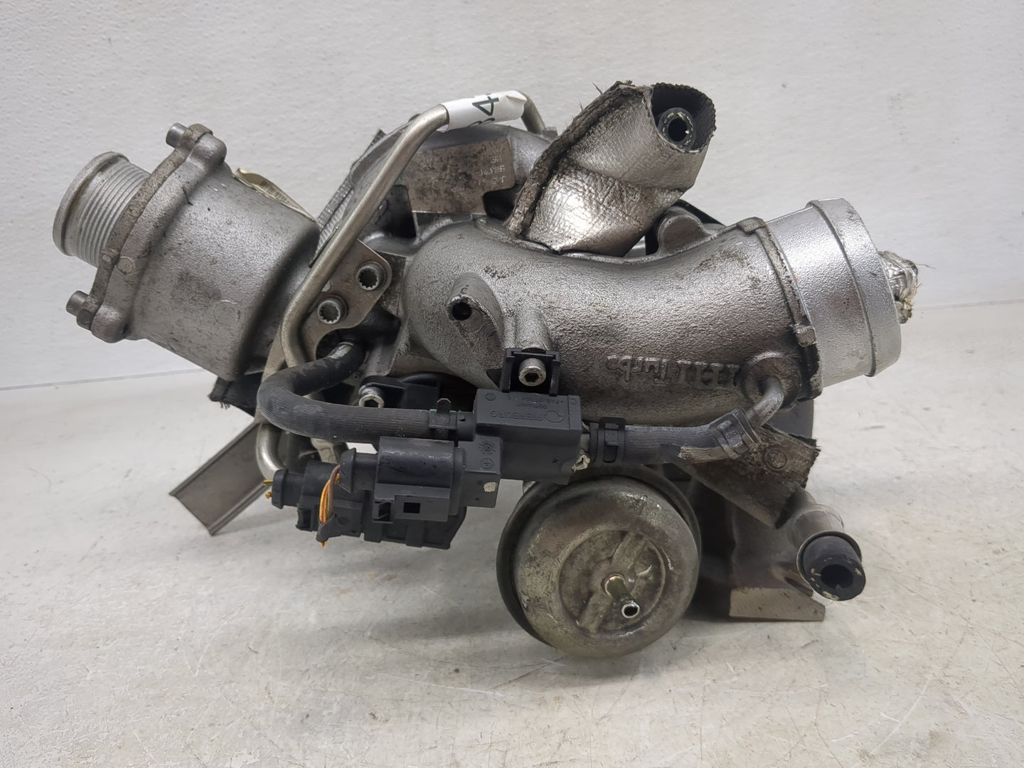 2009-2012 Audi A4 Turbocharger Turbo Charger Super Charger Supercharger - Oemusedautoparts1.com