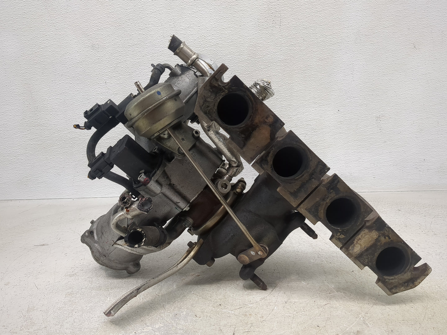 2009-2012 Audi A4 Turbocharger Turbo Charger Super Charger Supercharger - Oemusedautoparts1.com