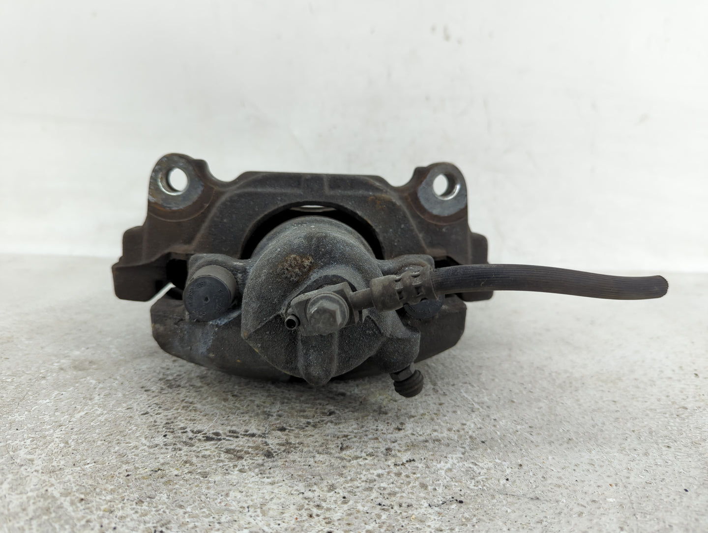 2009-2012 Audi A4 Front Driver Left Brake Caliper - Oemusedautoparts1.com