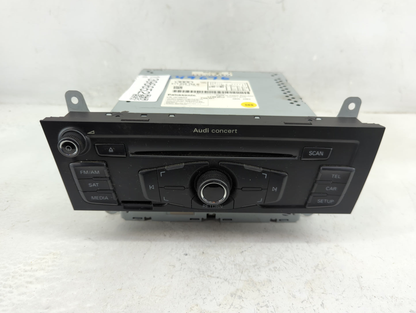 2010-2012 Audi A4 Radio AM FM Cd Player Receiver Replacement P/N:8T1035186R Fits Fits 2010 2011 2012 2013 2014 2015 2016 201