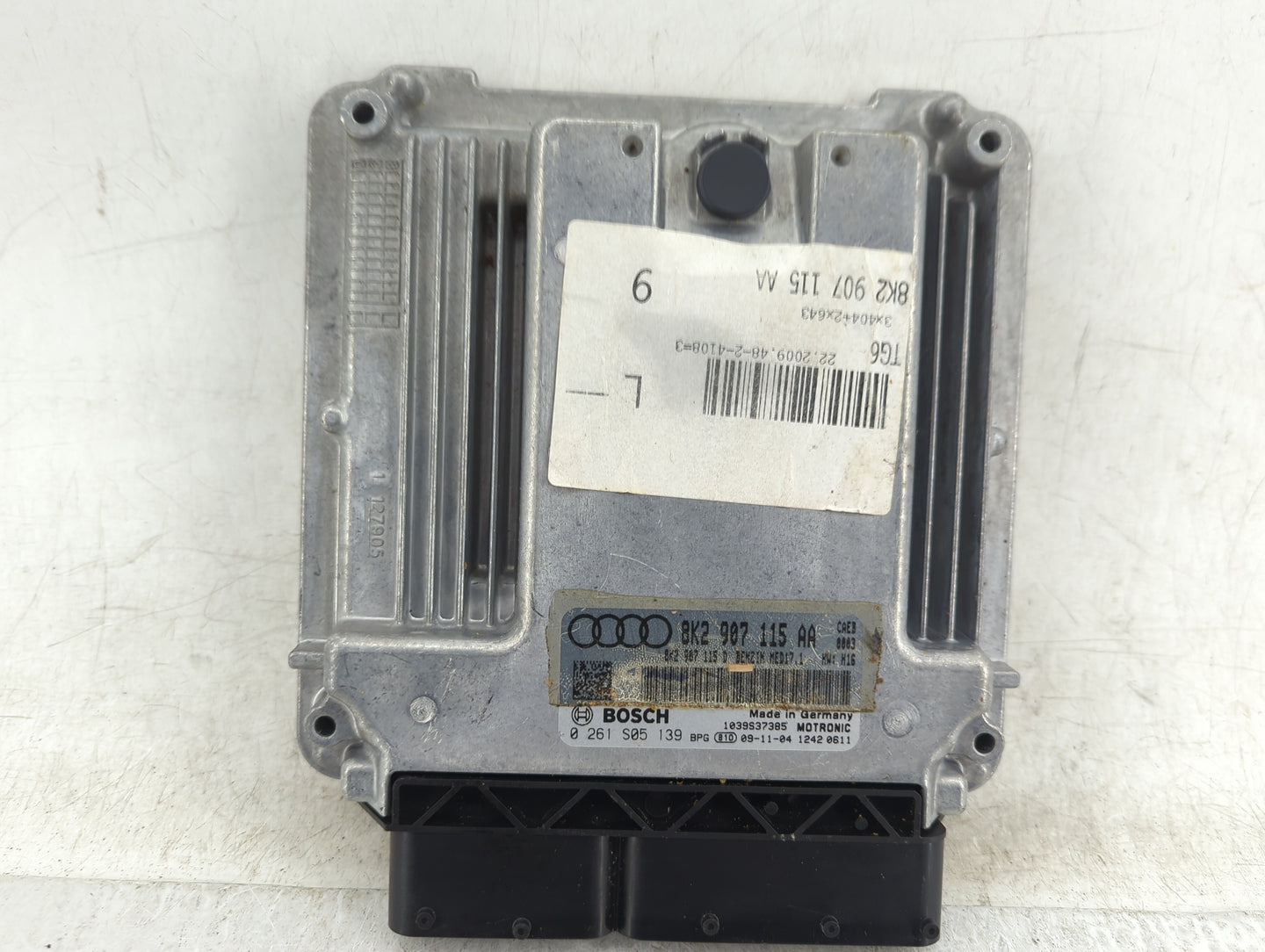 2010 Audi A4 PCM Engine Control Computer ECU ECM PCU OEM P/N:0 261 S05 139 8K2 907 115 AA Fits OEM Used Auto Parts - Oemused