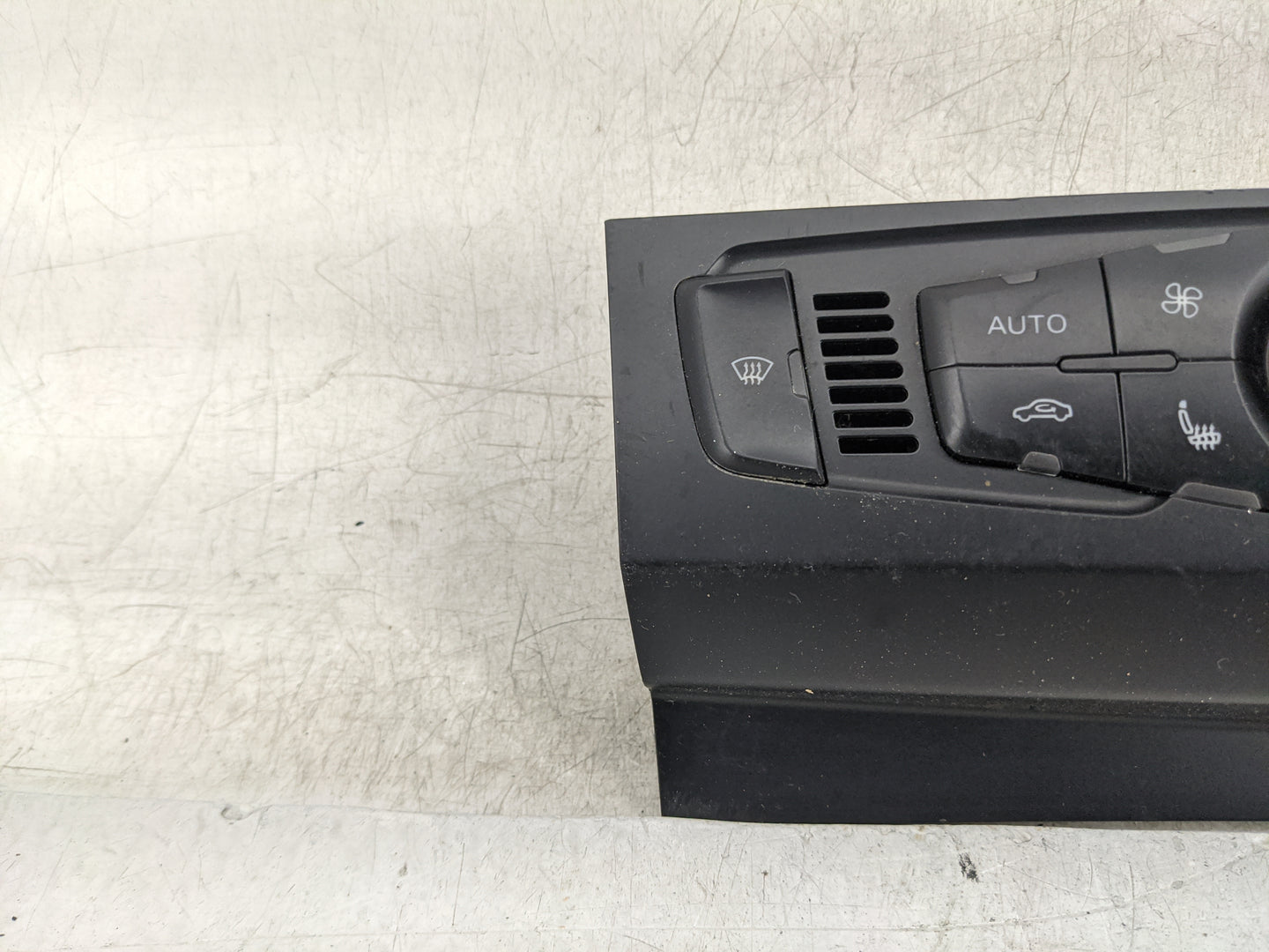 2009-2012 Audi A4 Climate Control Module Temperature AC/Heater Replacement P/N:8T1820043AN A2C53346675 Fits OEM Used Auto Pa