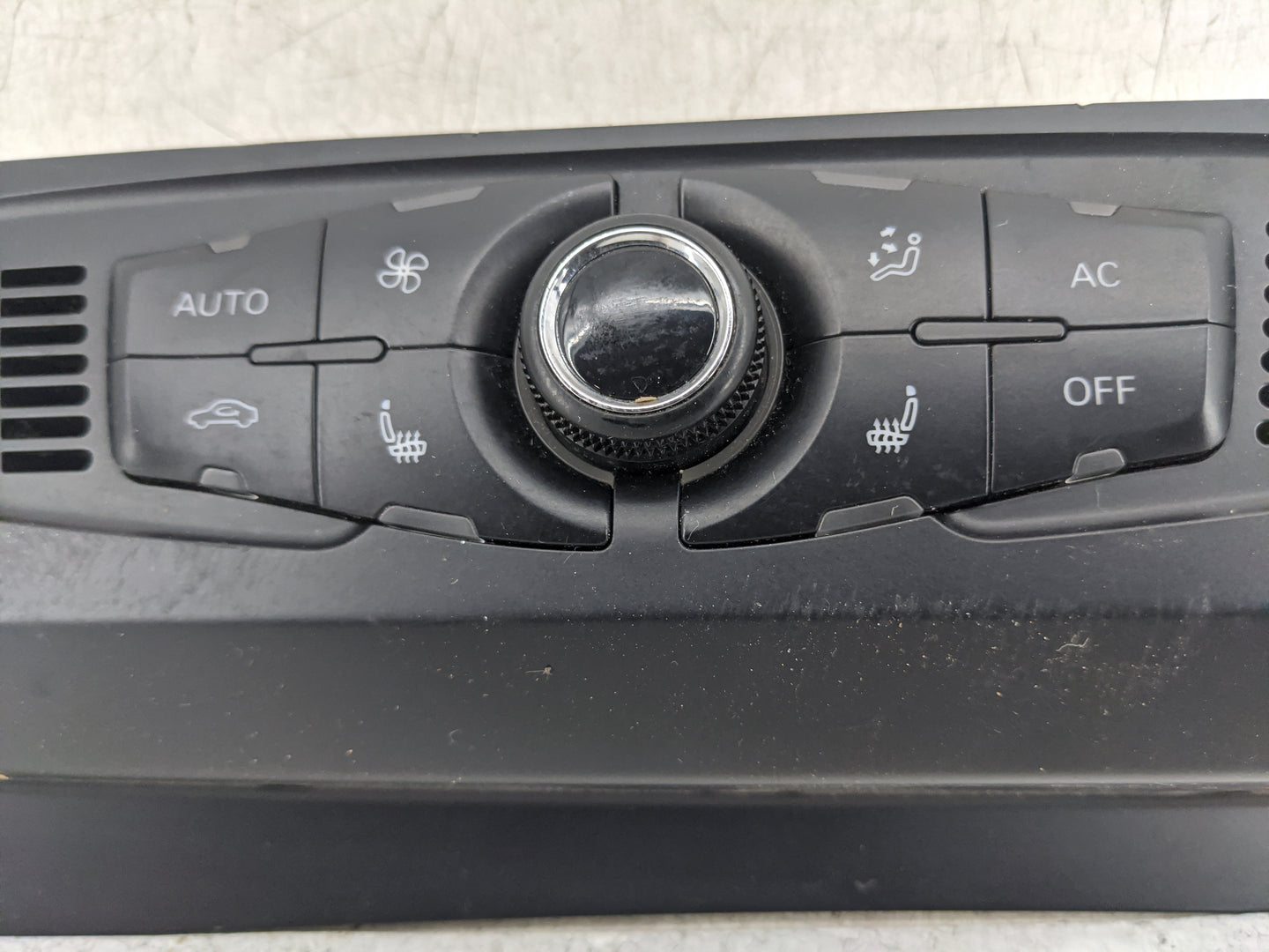 2009-2012 Audi A4 Climate Control Module Temperature AC/Heater Replacement P/N:8T1820043AN A2C53346675 Fits OEM Used Auto Pa