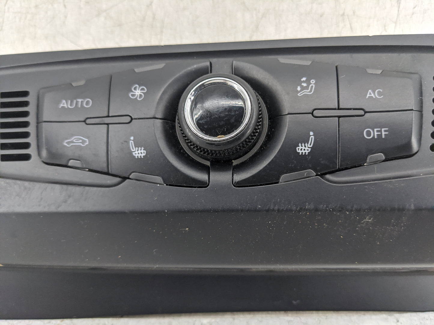 2009-2012 Audi A4 Climate Control Module Temperature AC/Heater Replacement P/N:8T1820043AN A2C53346675 Fits OEM Used Auto Pa