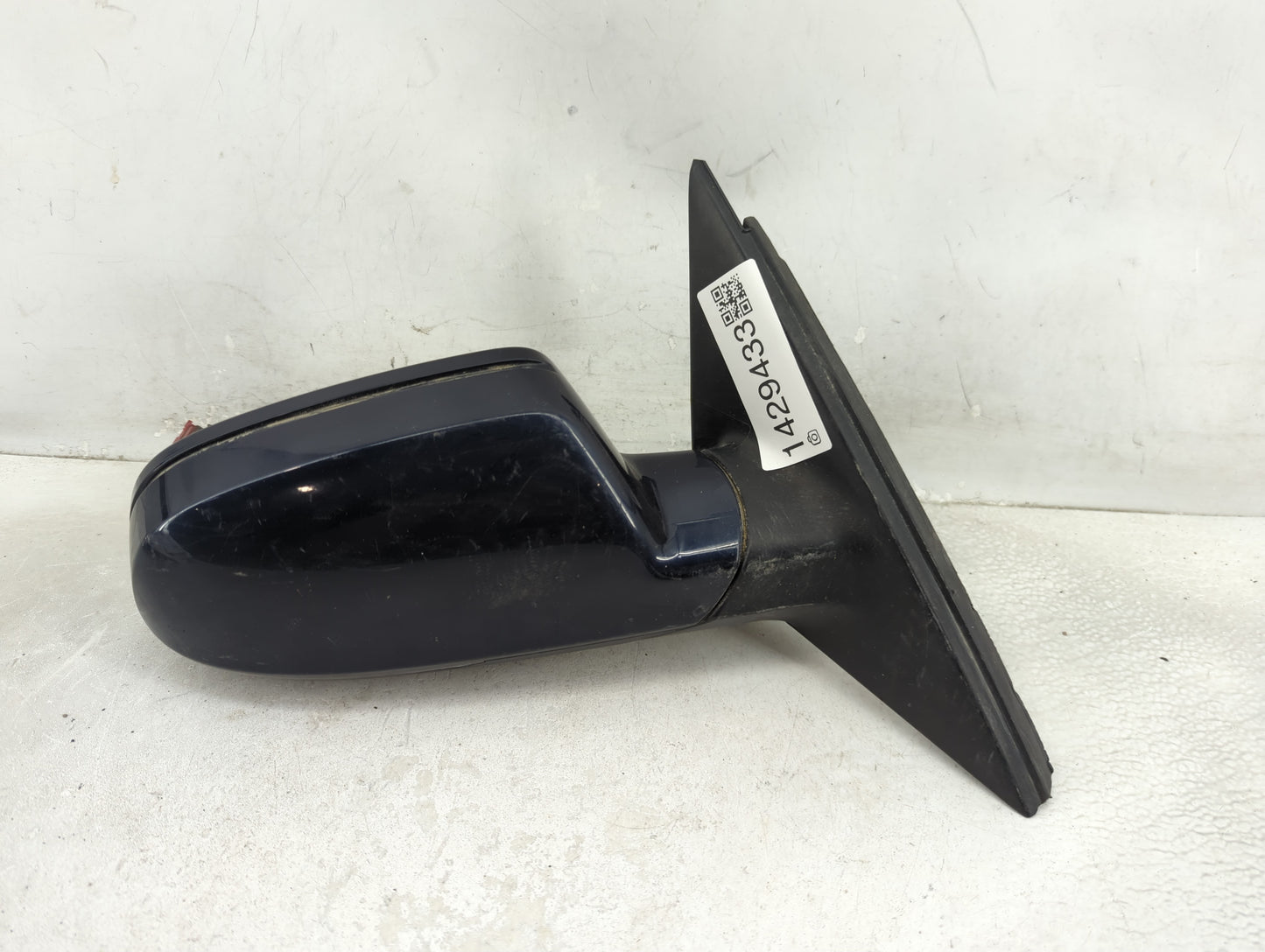 2010-2016 Audi A4 Passenger Side View Mirror - Right Door Mirror OEM Used - Oemusedautoparts1.com