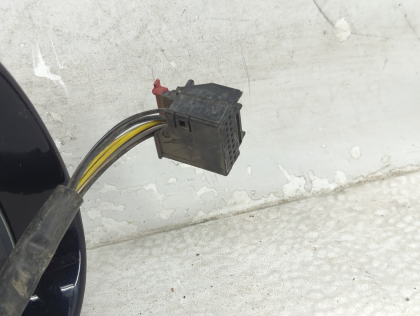2010-2016 Audi A4 Passenger Side View Mirror - Right Door Mirror OEM Used - Oemusedautoparts1.com