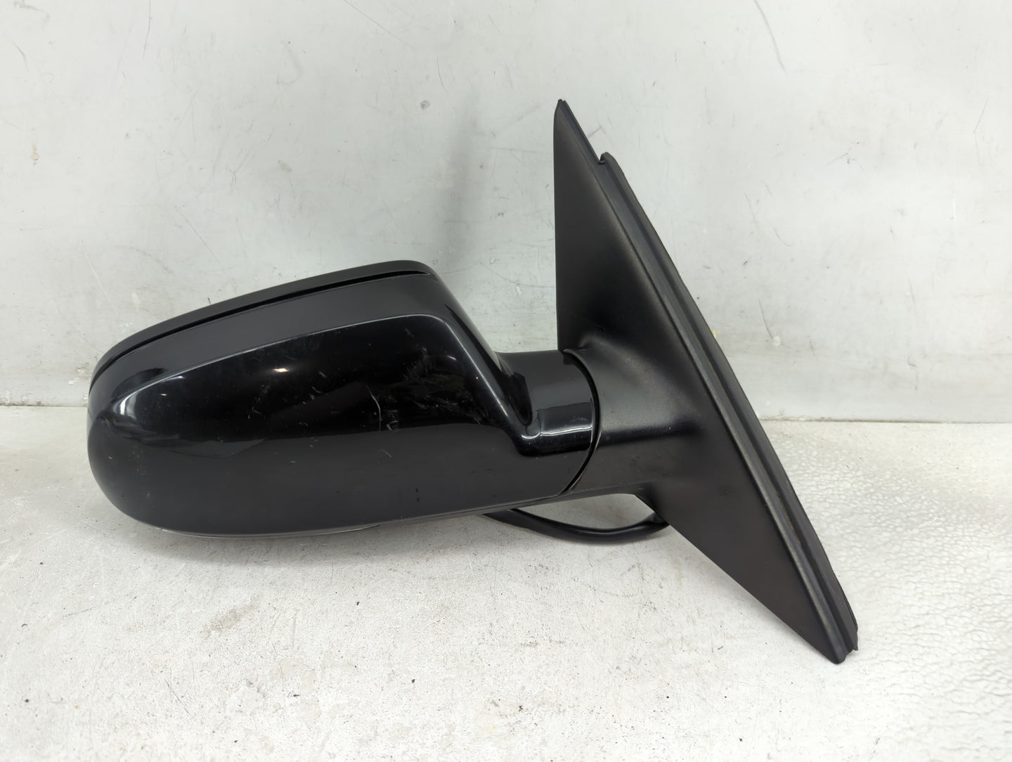 2010-2016 Audi A4 Passenger Side View Mirror - Right Door Mirror OEM Used - Oemusedautoparts1.com