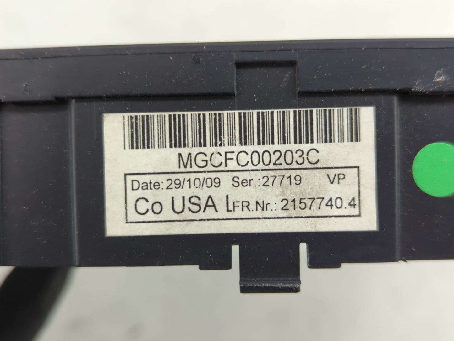 2010-2012 Audi A4 Radio AM FM Cd Player Receiver Replacement P/N:2157740.4 MGCFC00203C Fits OEM Used Auto Parts - Oemusedaut