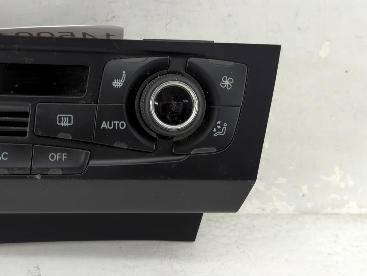 2009-2012 Audi A4 Climate Control Module Temperature AC/Heater Replacement P/N:8T1 820 043 AQ Fits Fits 2008 2009 2010 2011 