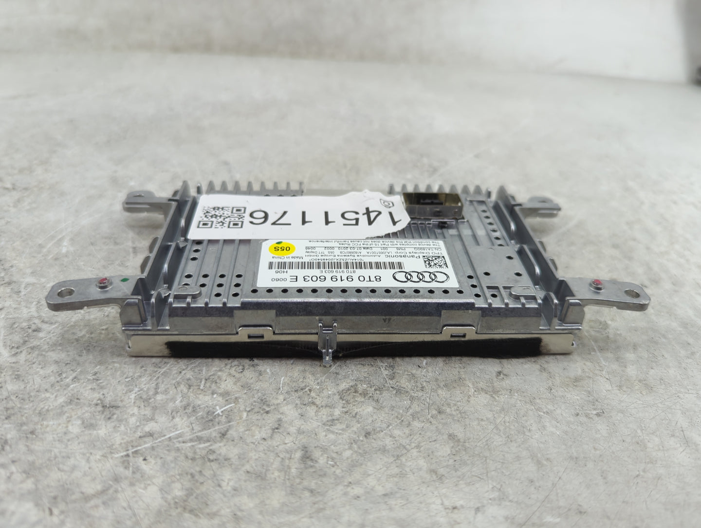 2009-2016 Audi A4 Information Display Screen - Oemusedautoparts1.com