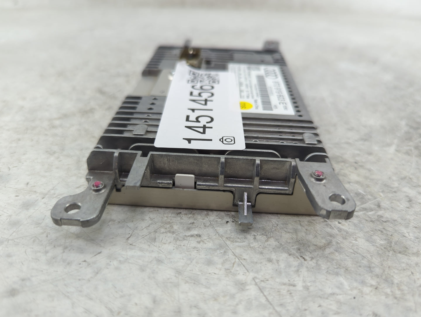 2009-2016 Audi A4 Information Display Screen - Oemusedautoparts1.com