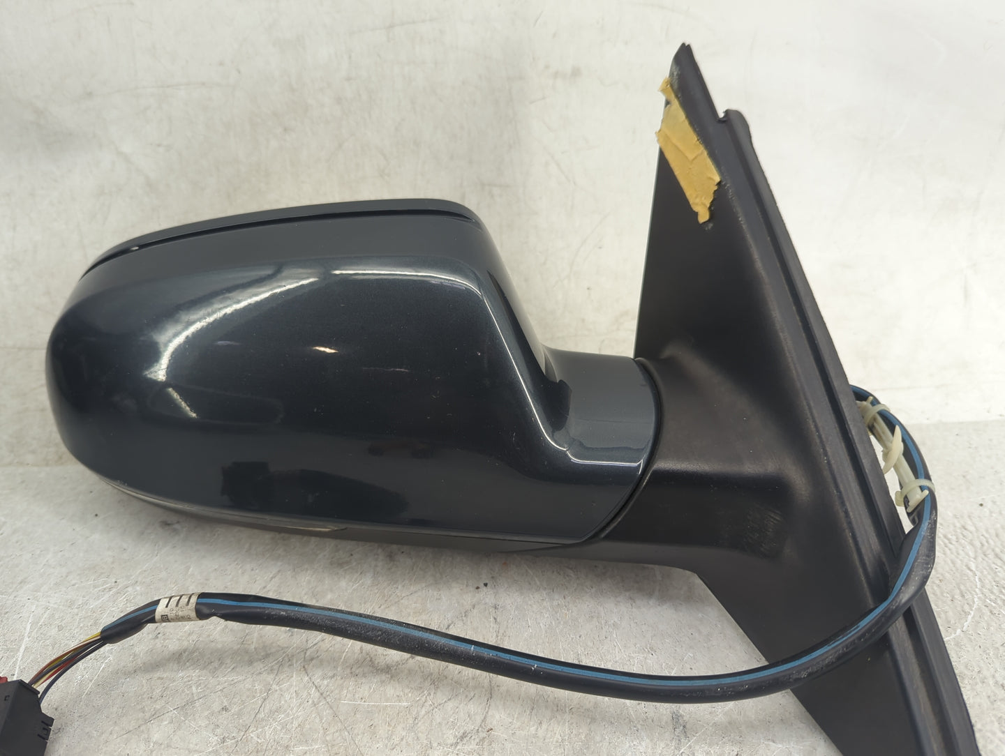 2010-2016 Audi A4 Passenger Side View Mirror - Right Door Mirror OEM Used - Oemusedautoparts1.com