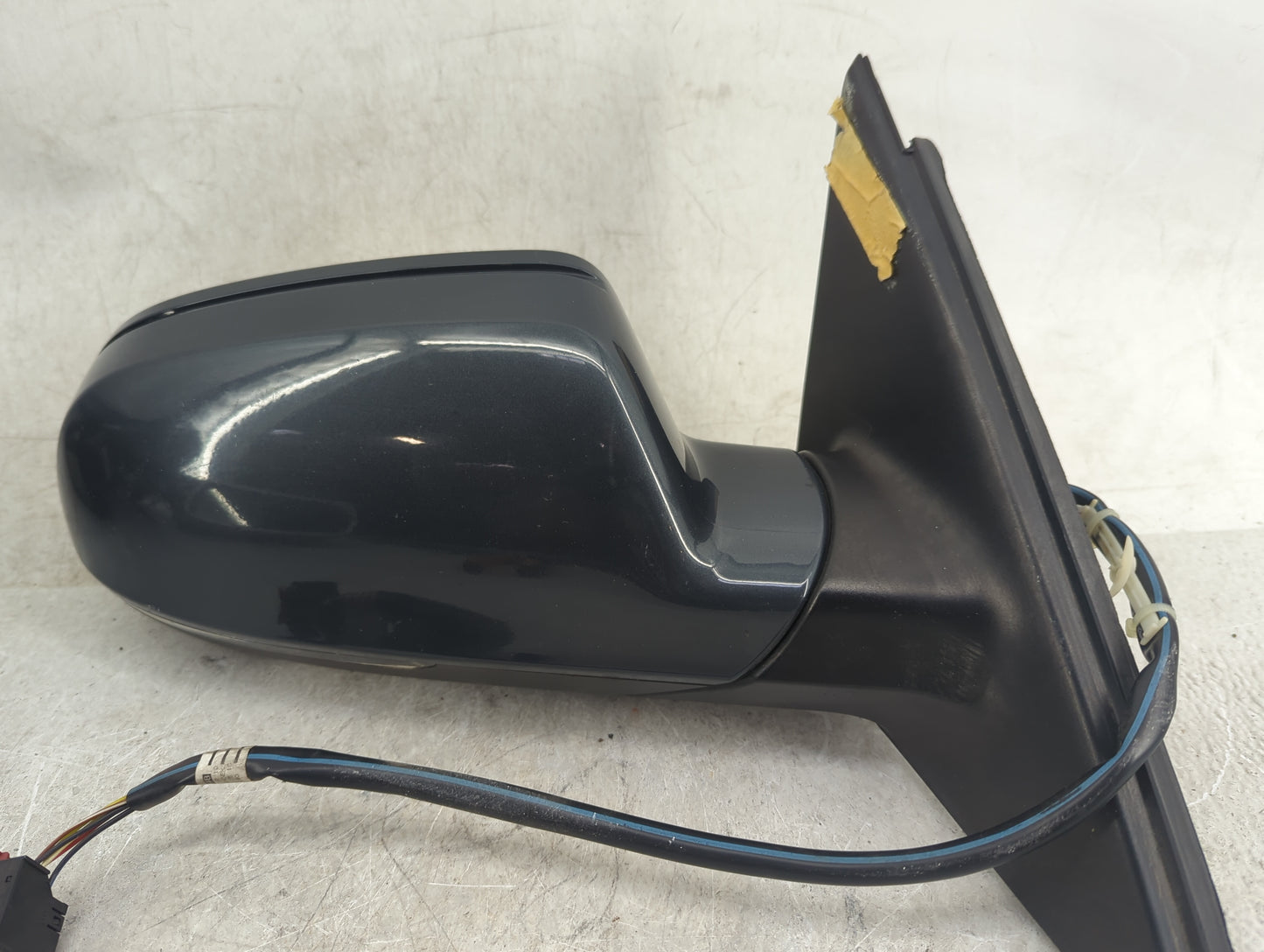 2010-2016 Audi A4 Passenger Side View Mirror - Right Door Mirror OEM Used - Oemusedautoparts1.com