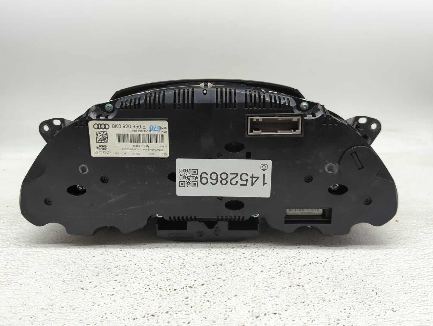 2010-2012 Audi A4 Instrument Cluster Speedometer Gauges P/N:8K0920950E 503002370402 Fits Fits 2010 2011 2012 OEM Used Auto P