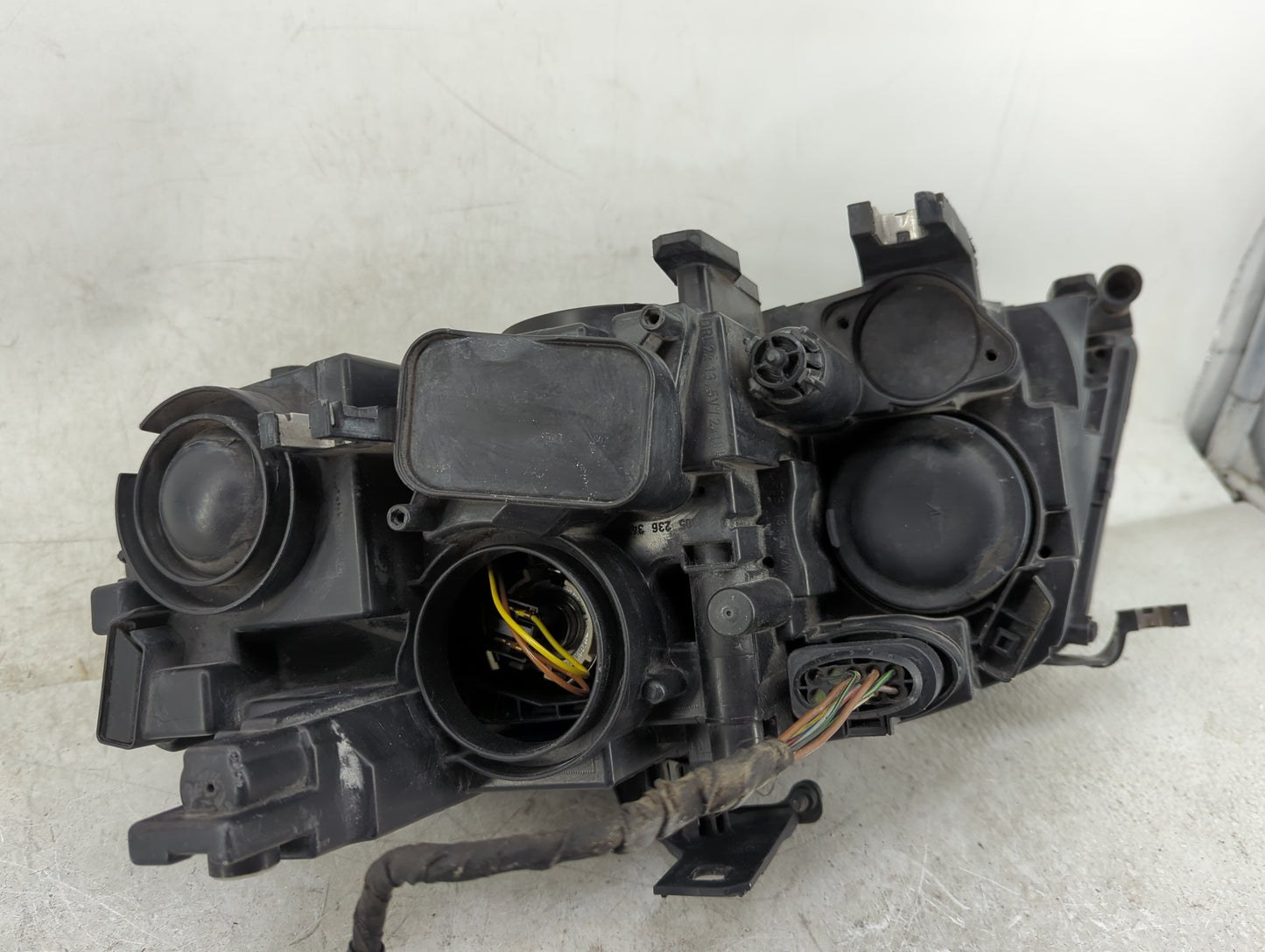 2009-2012 Audi A4 Passenger Right Oem Head Light Headlight Lamp - Oemusedautoparts1.com