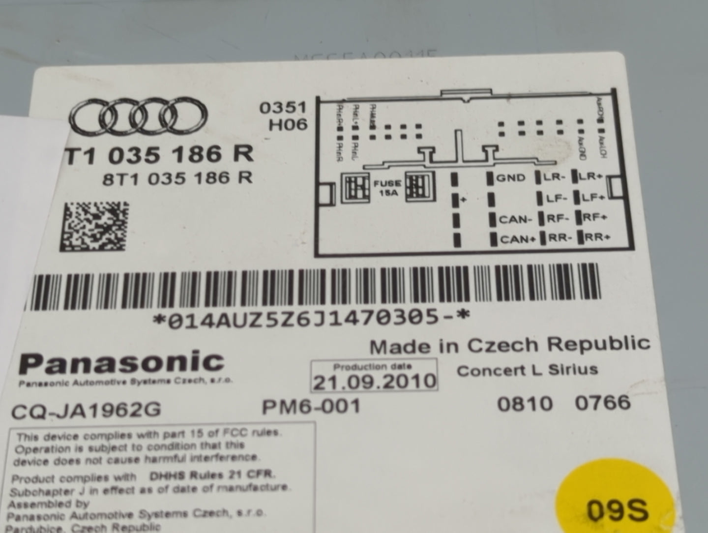 2010-2012 Audi A4 Radio AM FM Cd Player Receiver Replacement P/N:8T1035186R CQ-JA1962G Fits OEM Used Auto Parts - Oemusedaut
