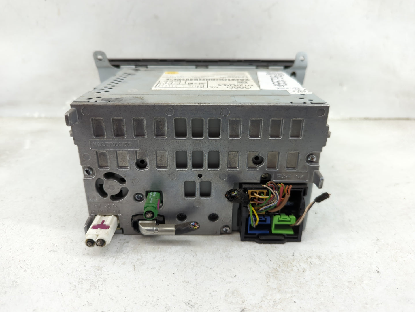 2010-2012 Audi A4 Radio AM FM Cd Player Receiver Replacement P/N:8T1035186R CQ-JA1962G Fits OEM Used Auto Parts - Oemusedaut