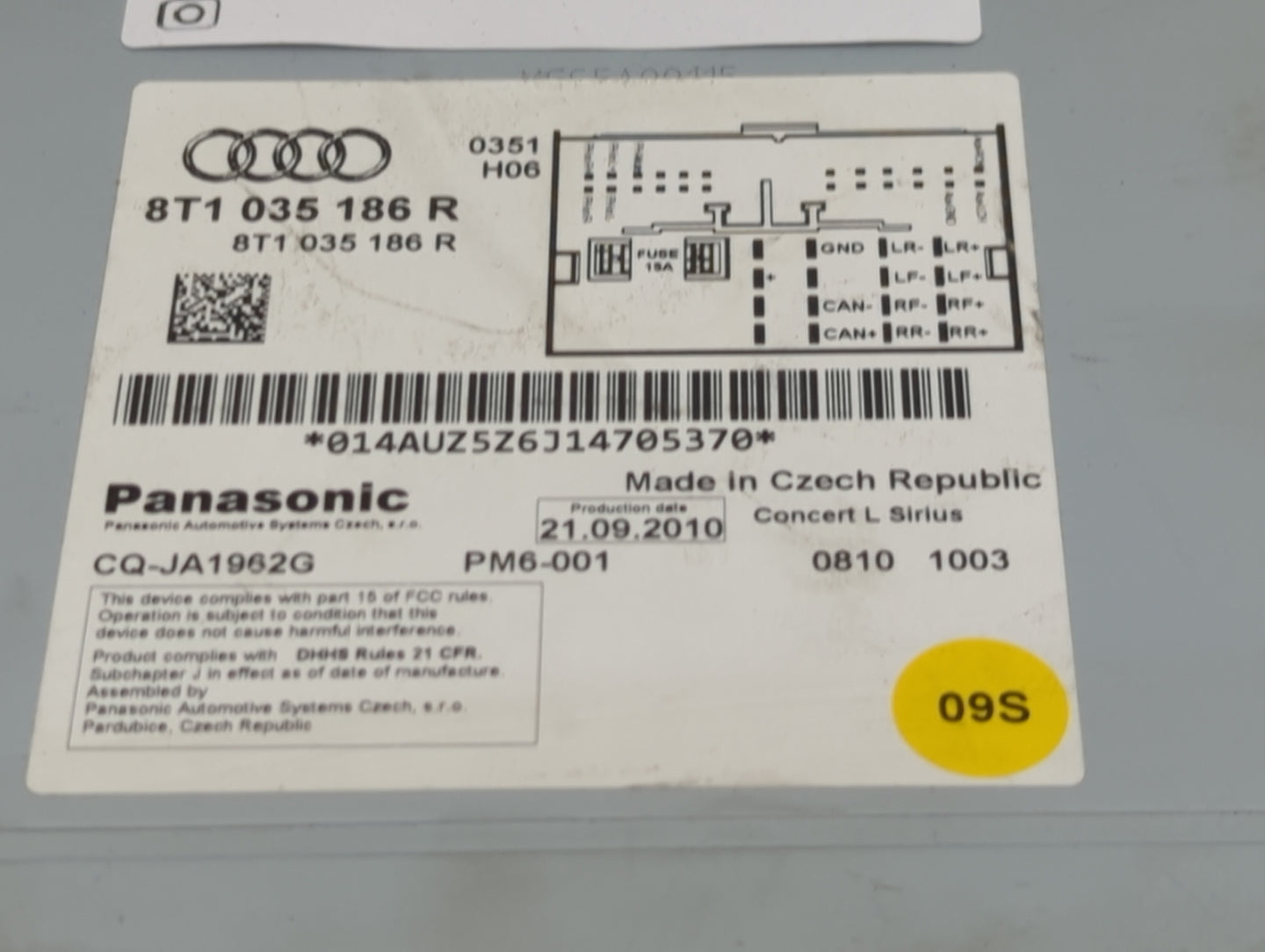 2010-2012 Audi A4 Radio AM FM Cd Player Receiver Replacement P/N:8T1035186R CQ-JA1962G Fits OEM Used Auto Parts - Oemusedaut